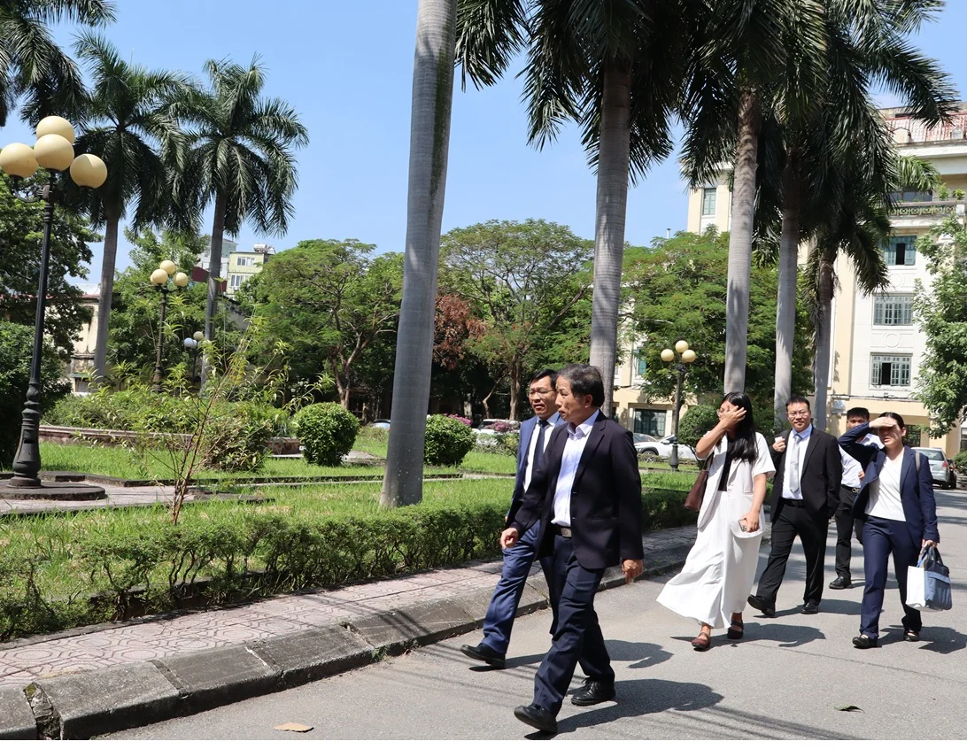 Đoàn Viện Hàn lâm Khoa học Quảng Tây thăm Viện CNTP