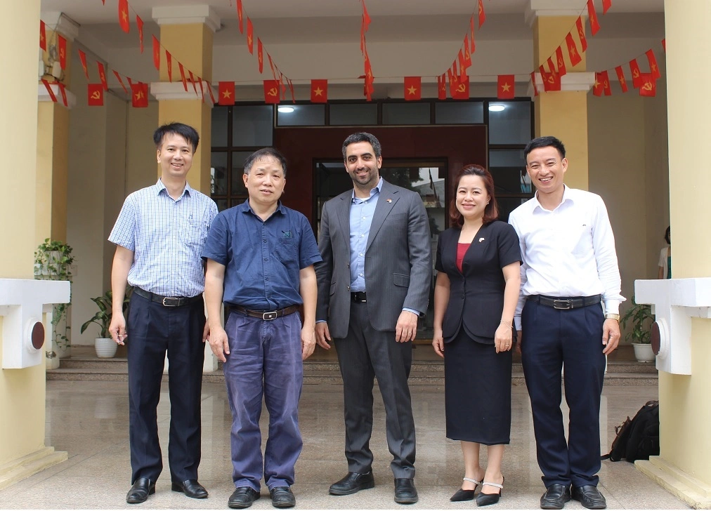 Tham tán Kinh tế và Thương mại Israel